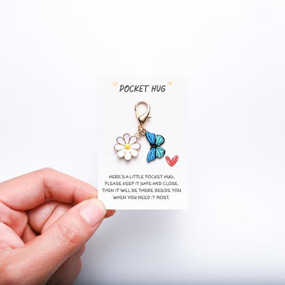 ✨Crafted by Hand-20 Sets Hug Favors(🦋Butterfly. Ladybird. Flower. Bee)